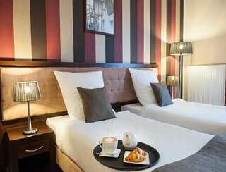 Отель Hotel Focus Centrum Konferencyjne Люблин Двухместный номер с 2 отдельными кроватями-5